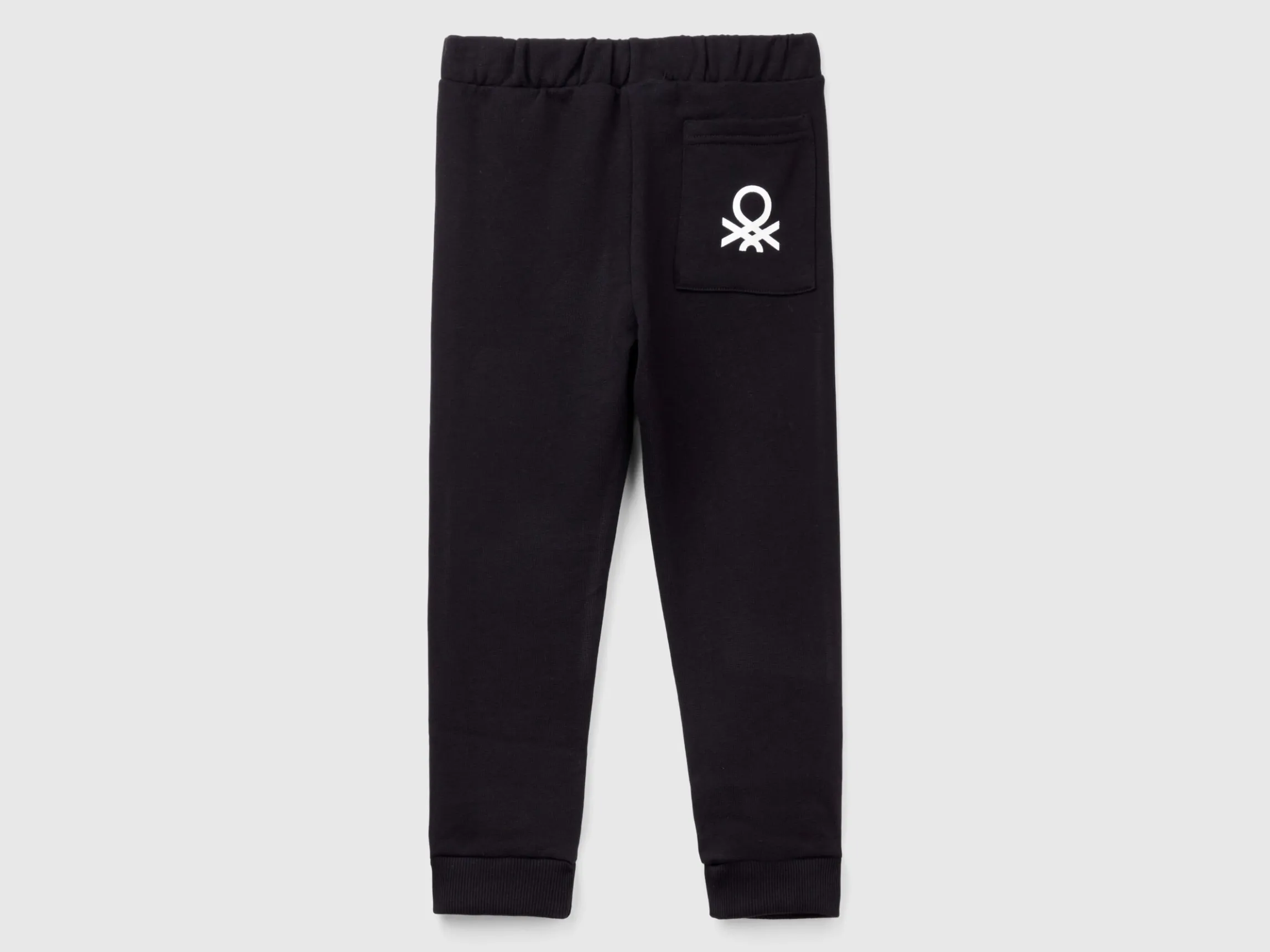 Sweatpants with pocket