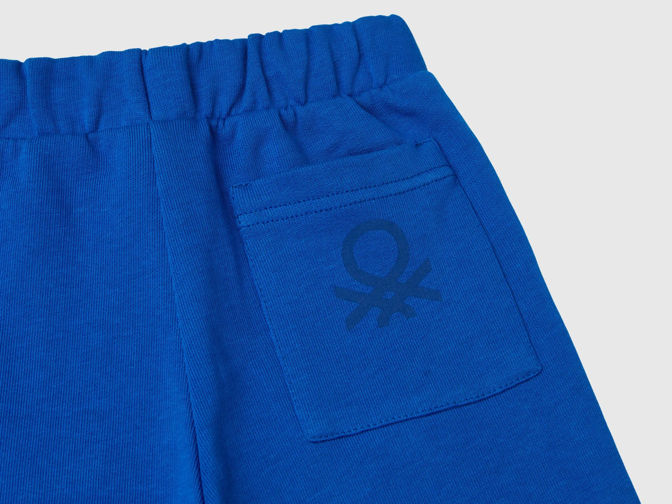 Sweatpants with pocket