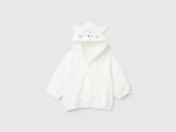 Sweatshirt in chenille with hood