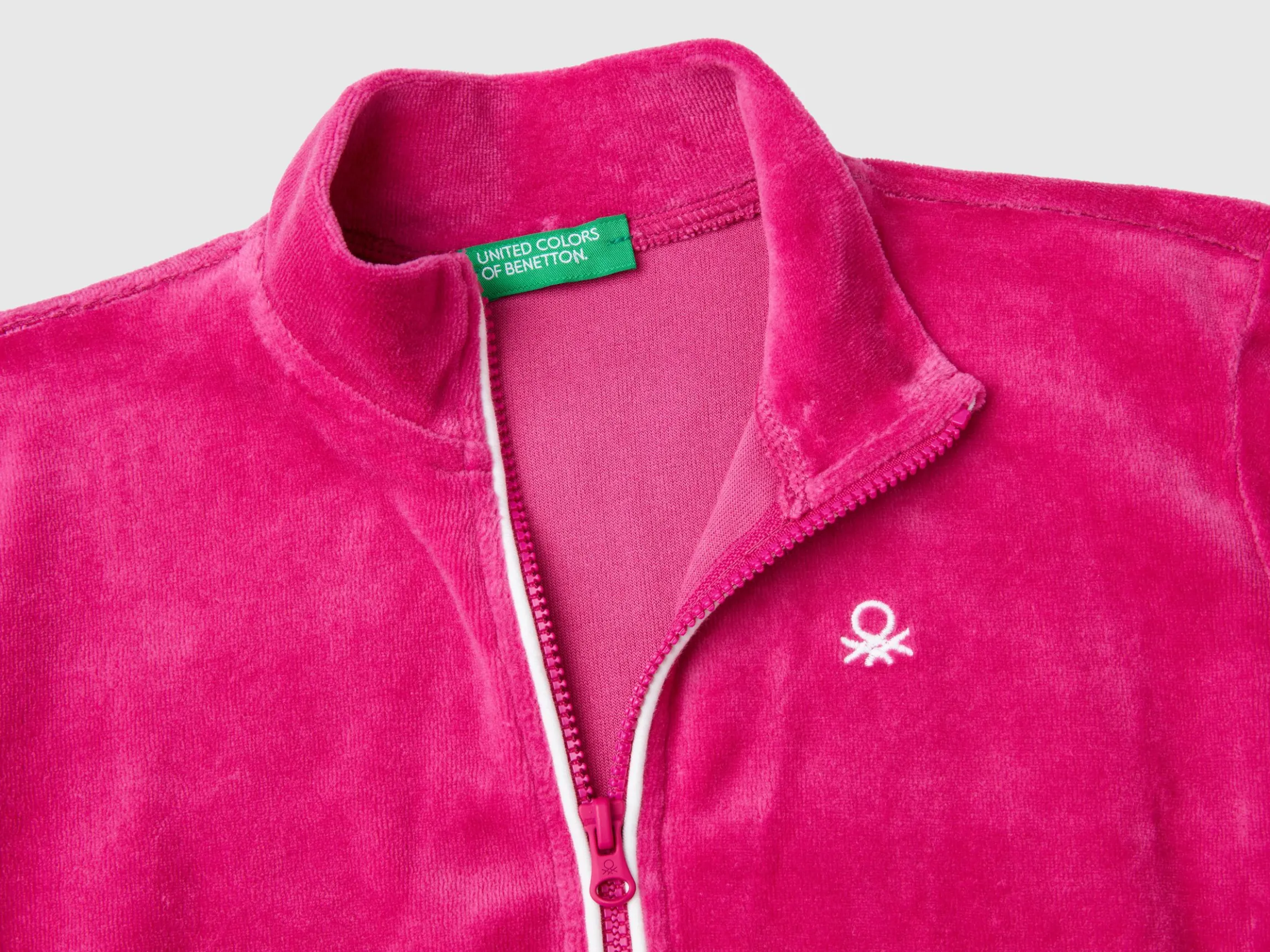 Sweatshirt in chenille with zip