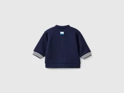 Sweatshirt with animal print