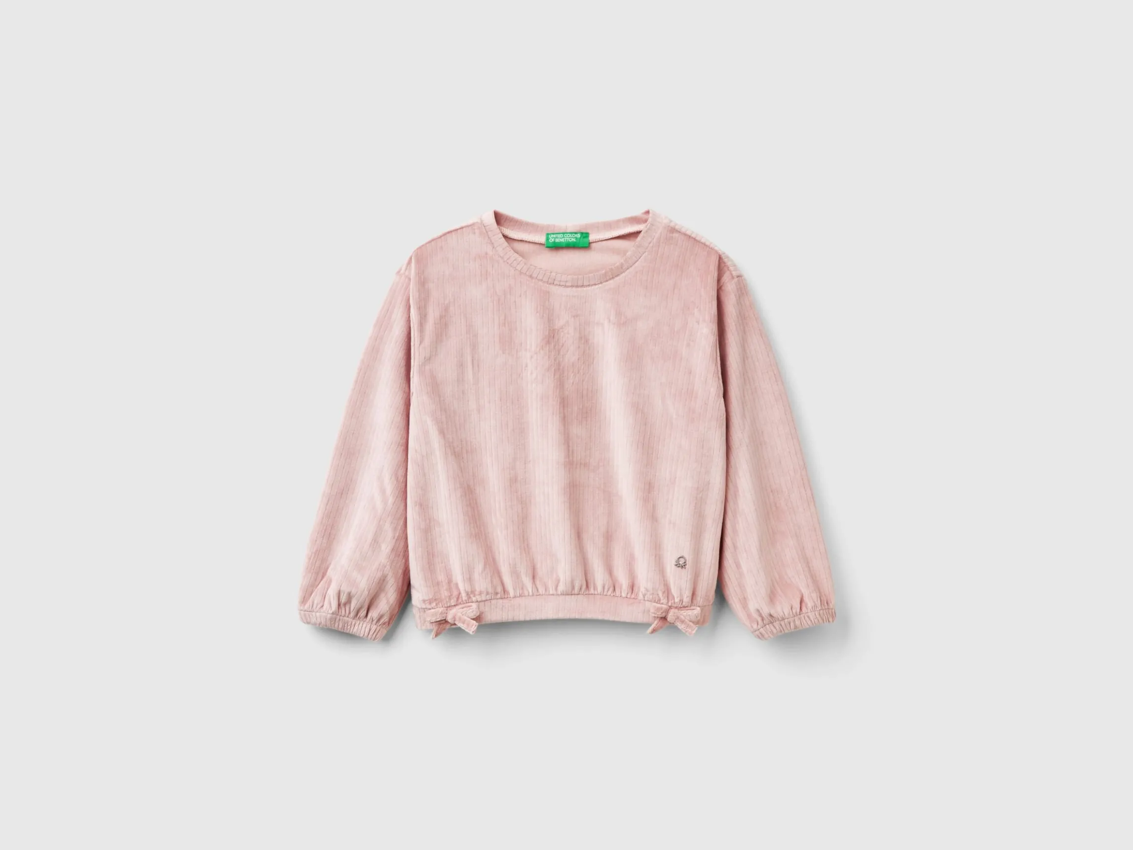 Sweatshirt with chenille bows