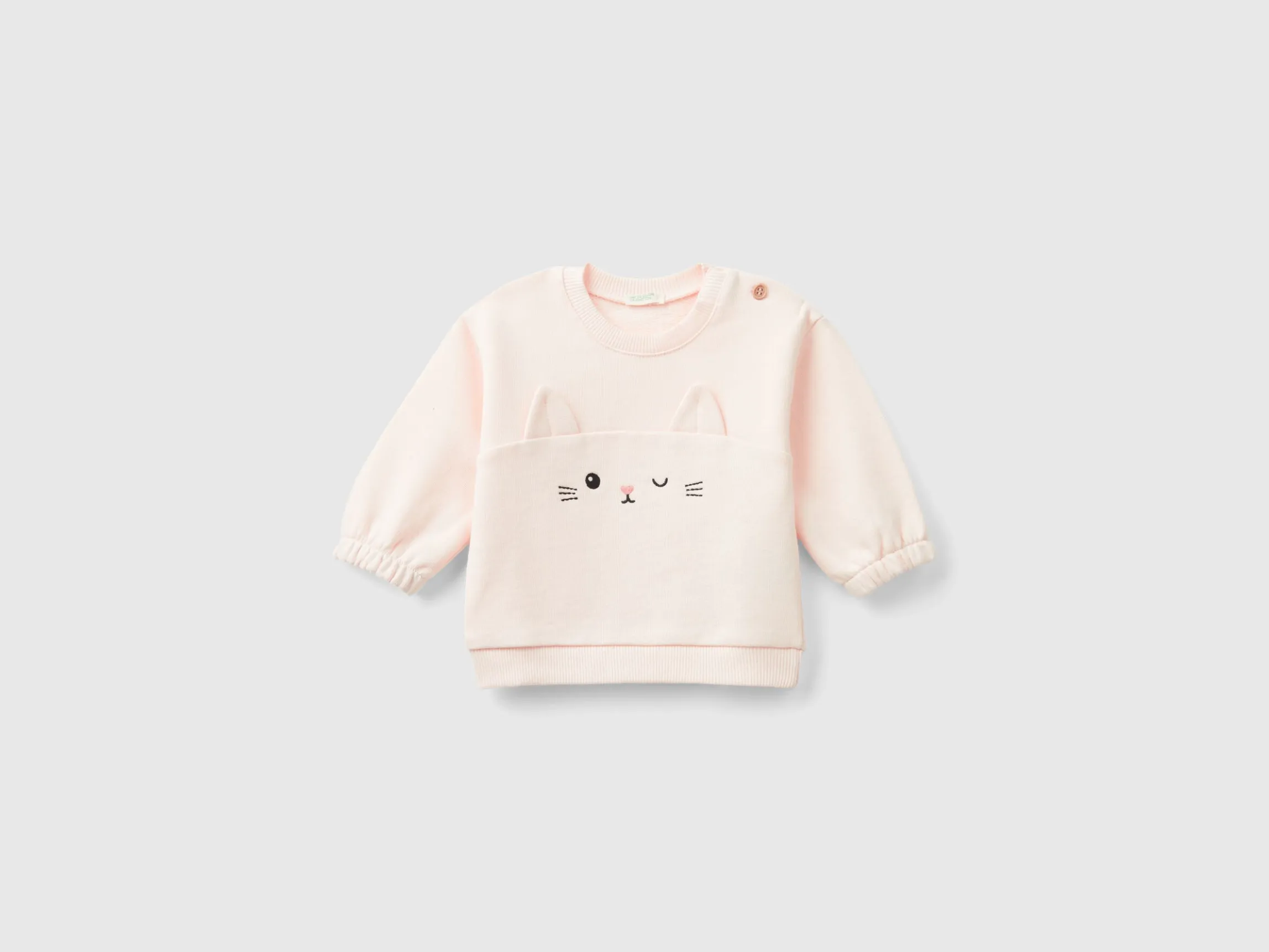 Sweatshirt with embroidery and patches in organic cotton