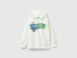 Sweatshirt with graffiti print