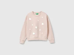 Sweatshirt with heart sequins