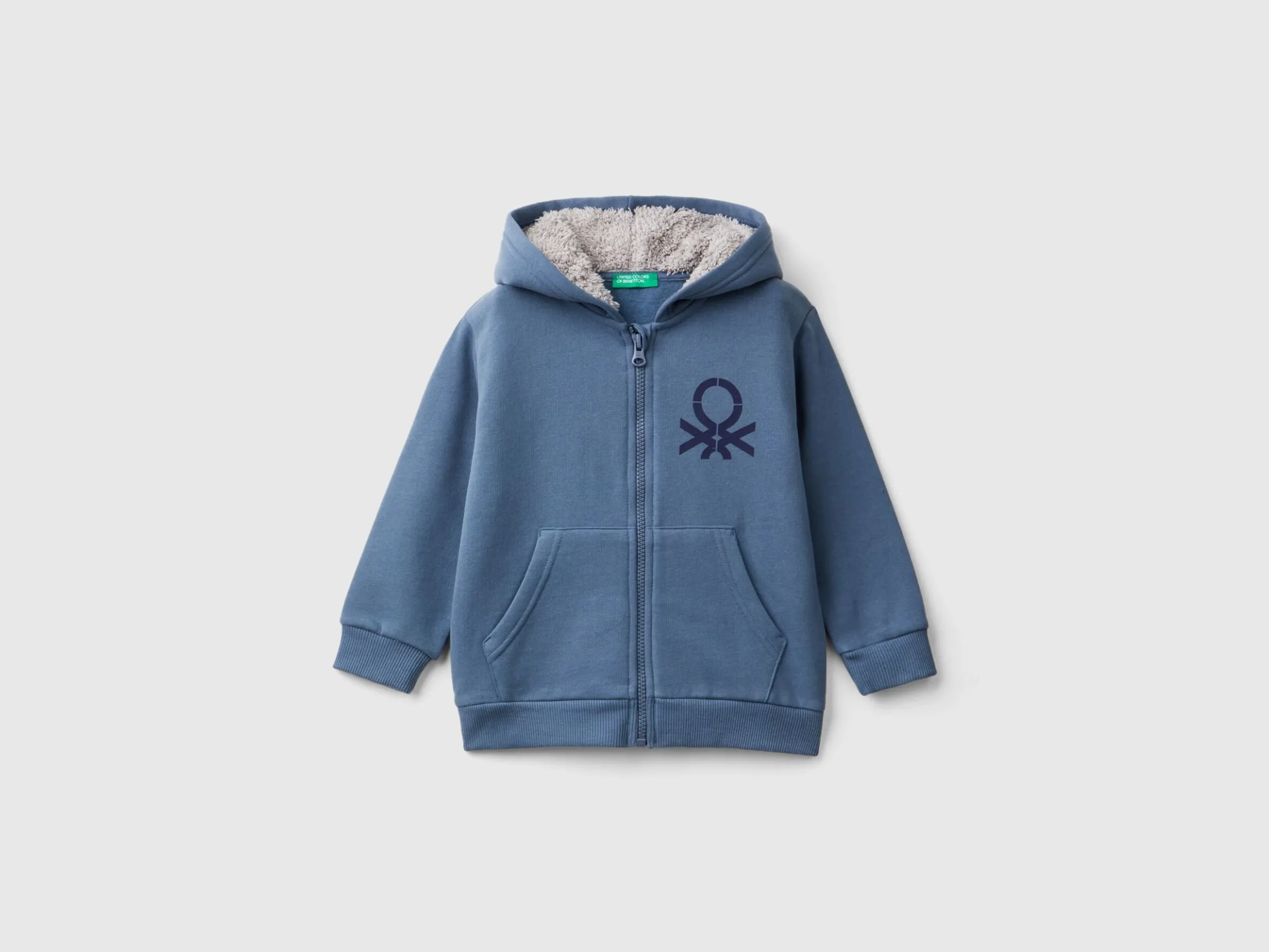 Sweatshirt with lined hood