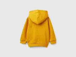 Sweatshirt with lined hood