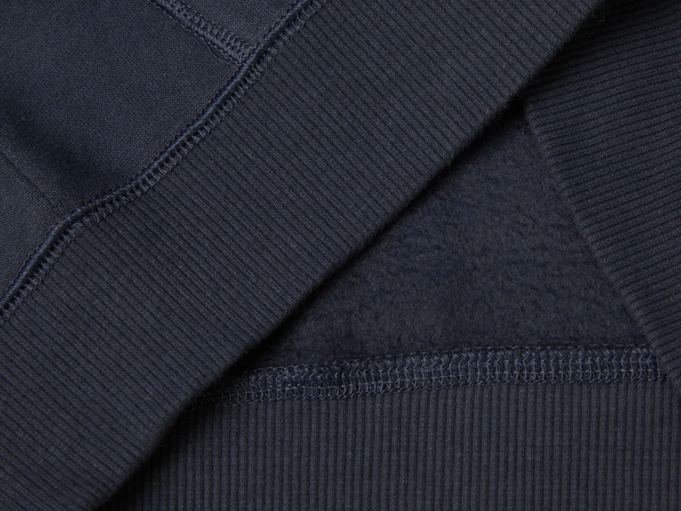 Sweatshirt with lined hood