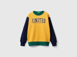 Sweatshirt with logo print