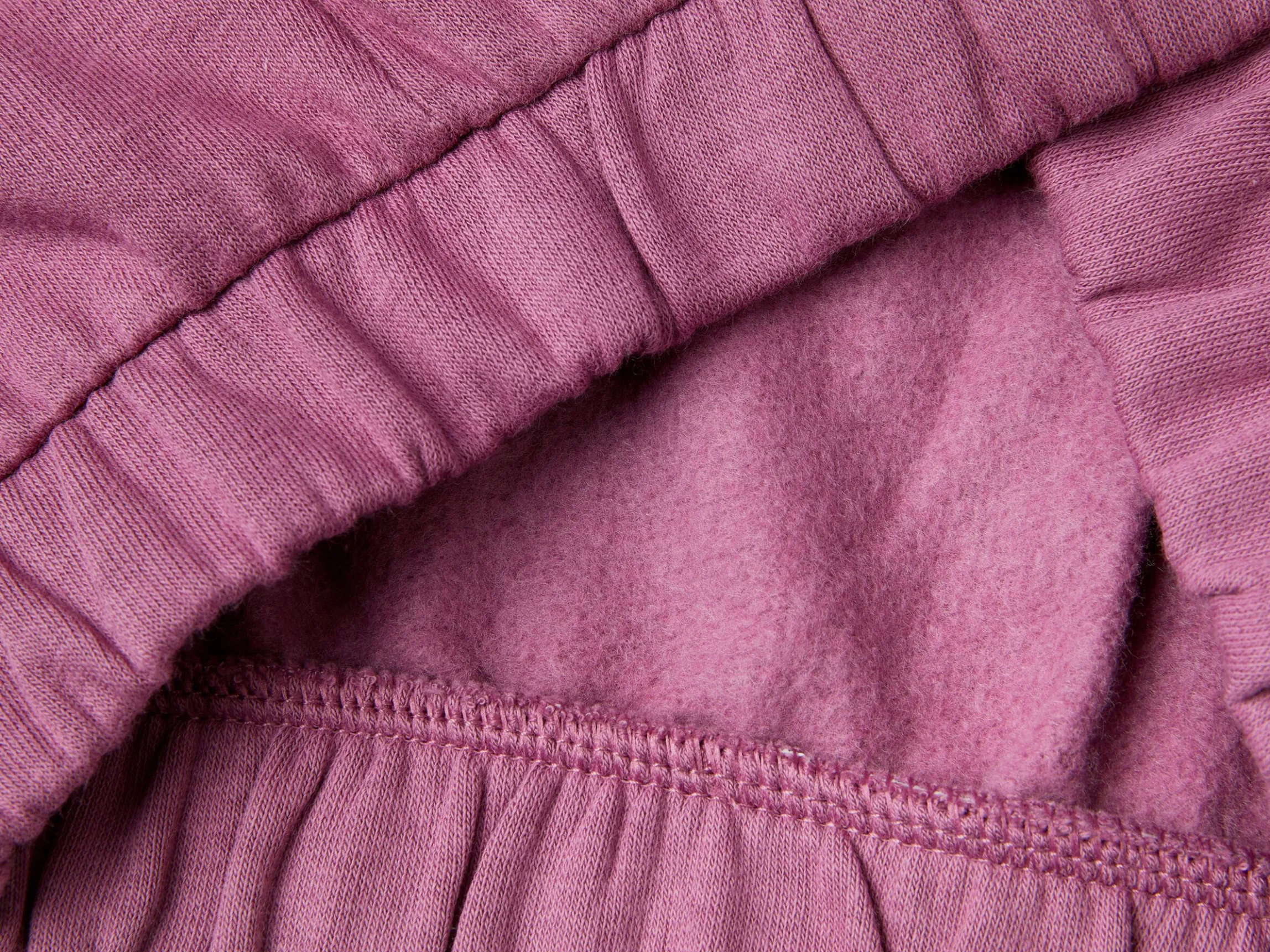 Sweatshirt with petal applique