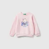 Sweatshirt with petal look applique