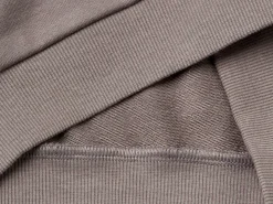 Sweatshirt with pockets