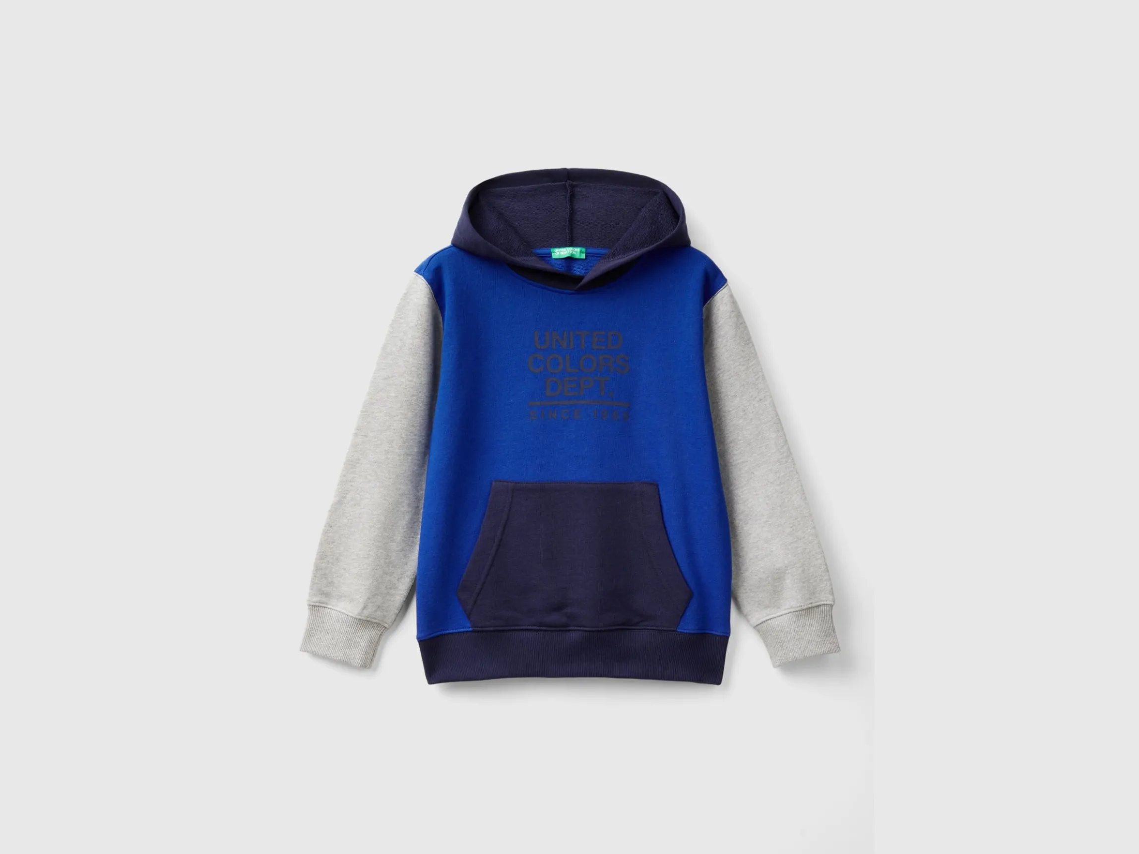 Sweatshirt with print