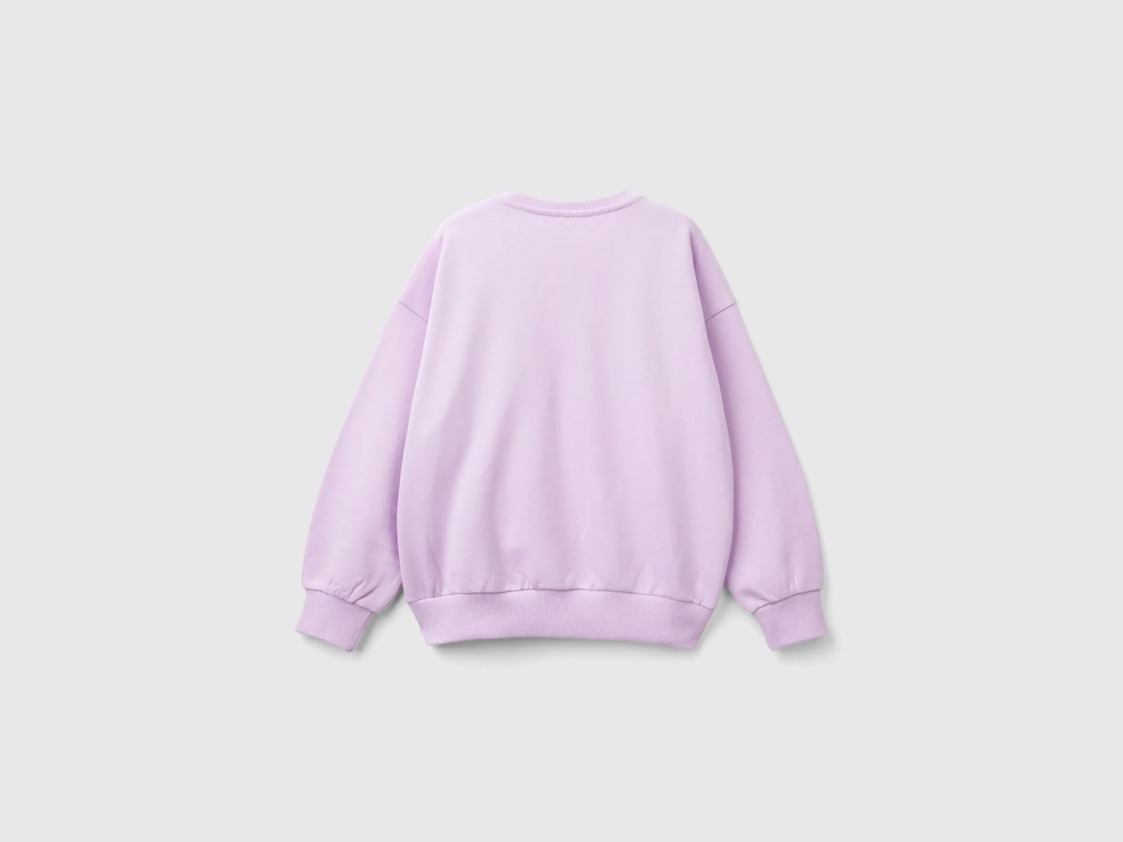 Sweatshirt with sequins