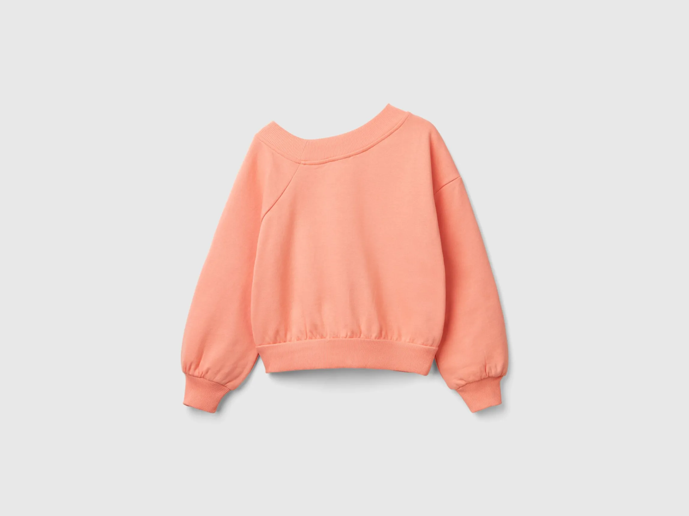 Sweatshirt with uneven neckline