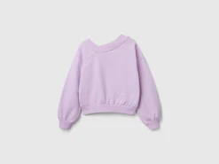 Sweatshirt with uneven neckline