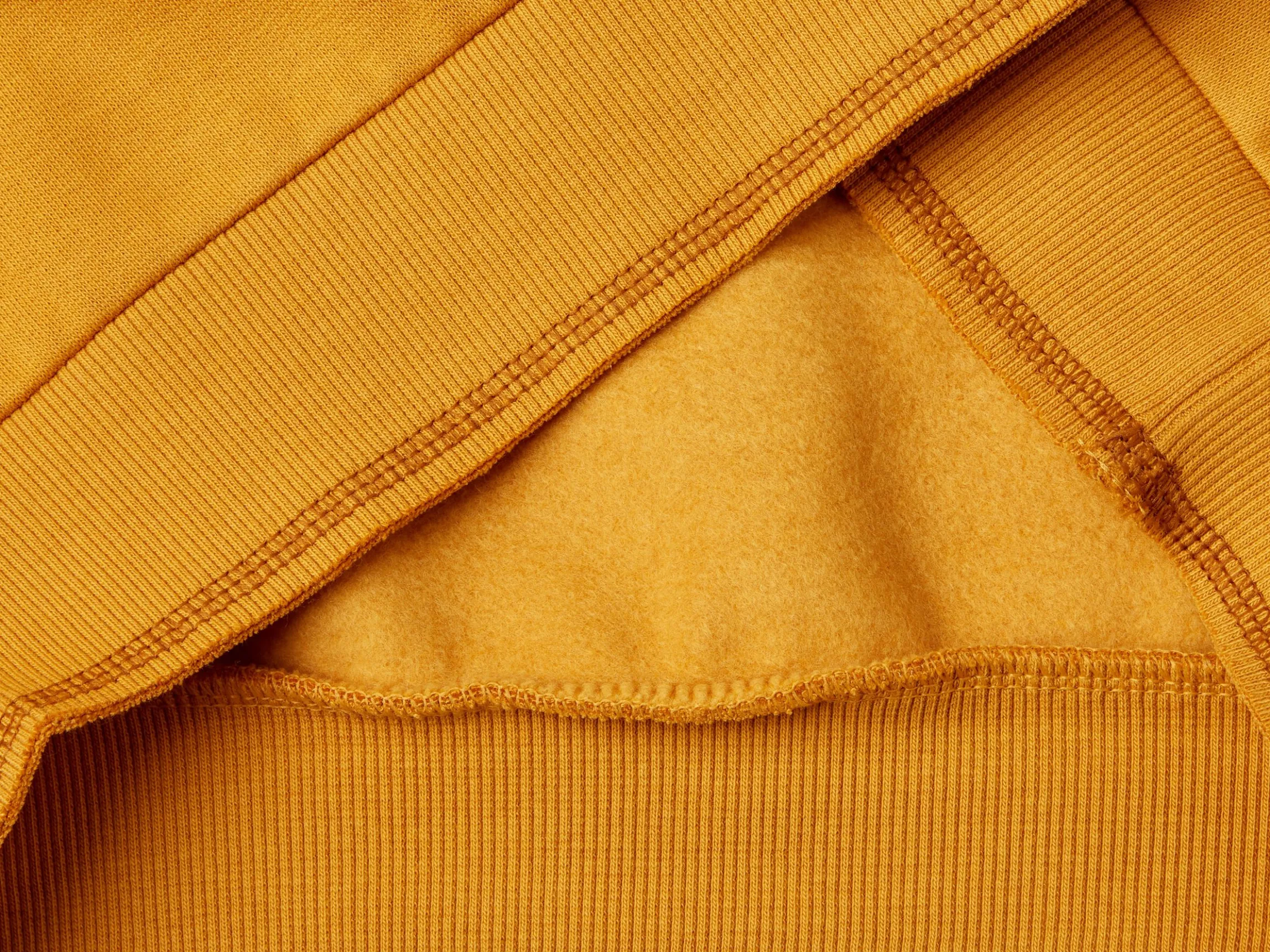 Sweatshirt with velvet effect print