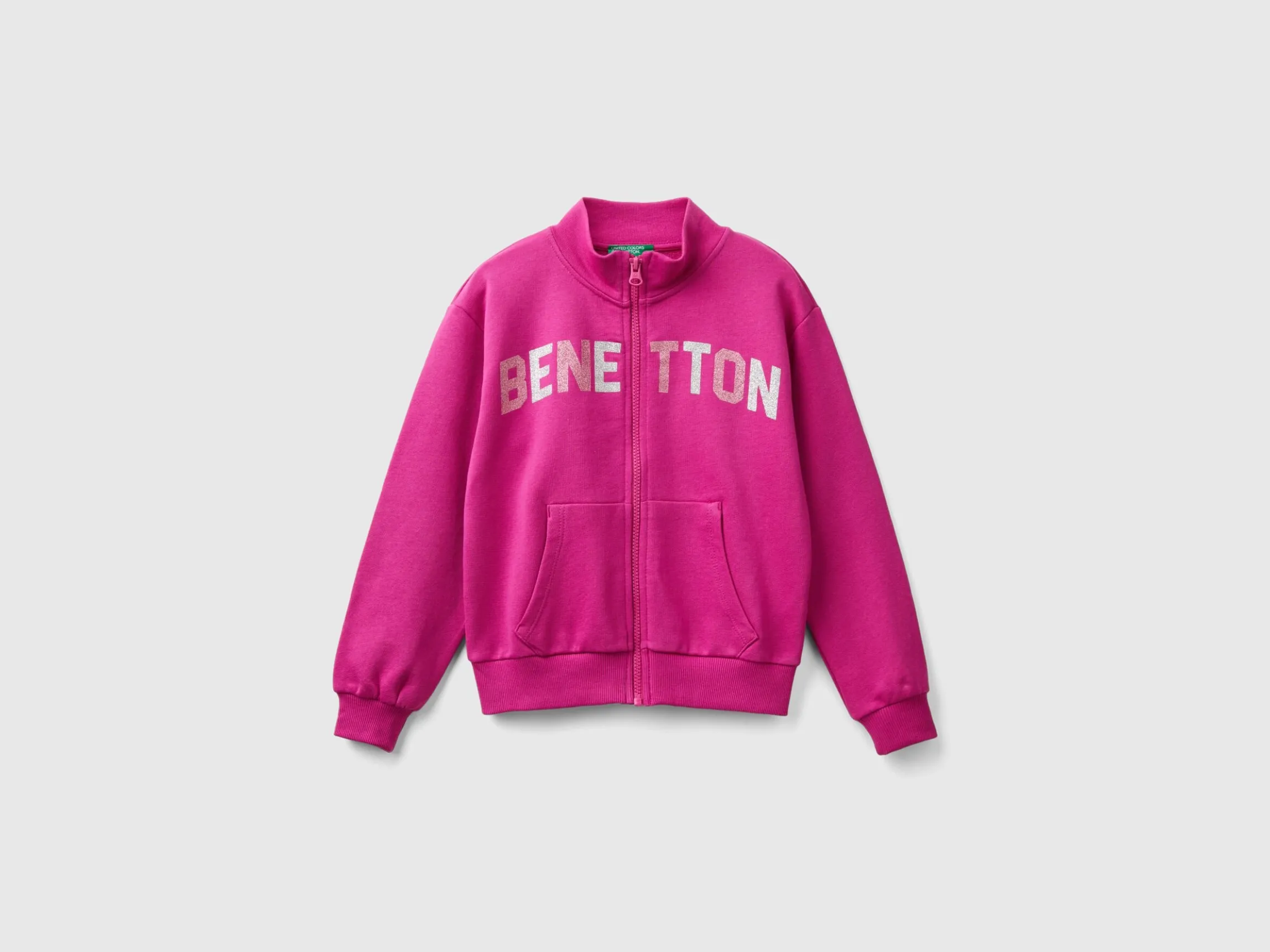 Sweatshirt with zip and collar