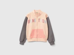 Sweatshirt with zip and collar