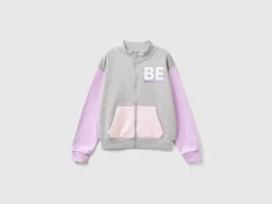 Sweatshirt with zip and collar