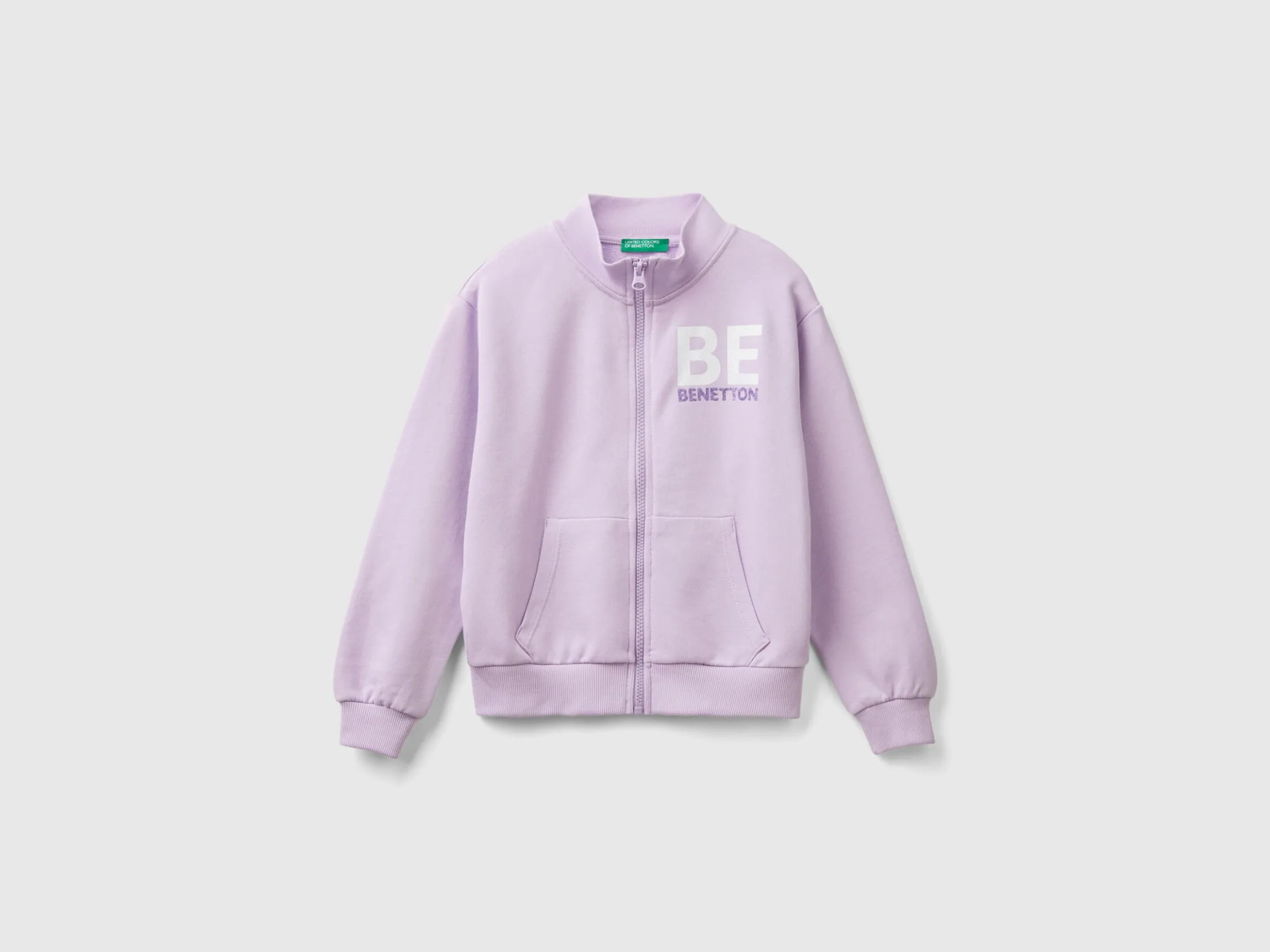 Sweatshirt with zip and collar