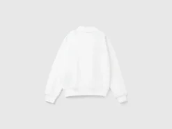 Sweatshirt with zip and collar