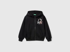 Sweatshirt with zip and sequins