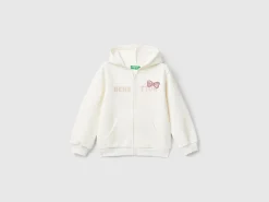 Sweatshirt with zip and sequins