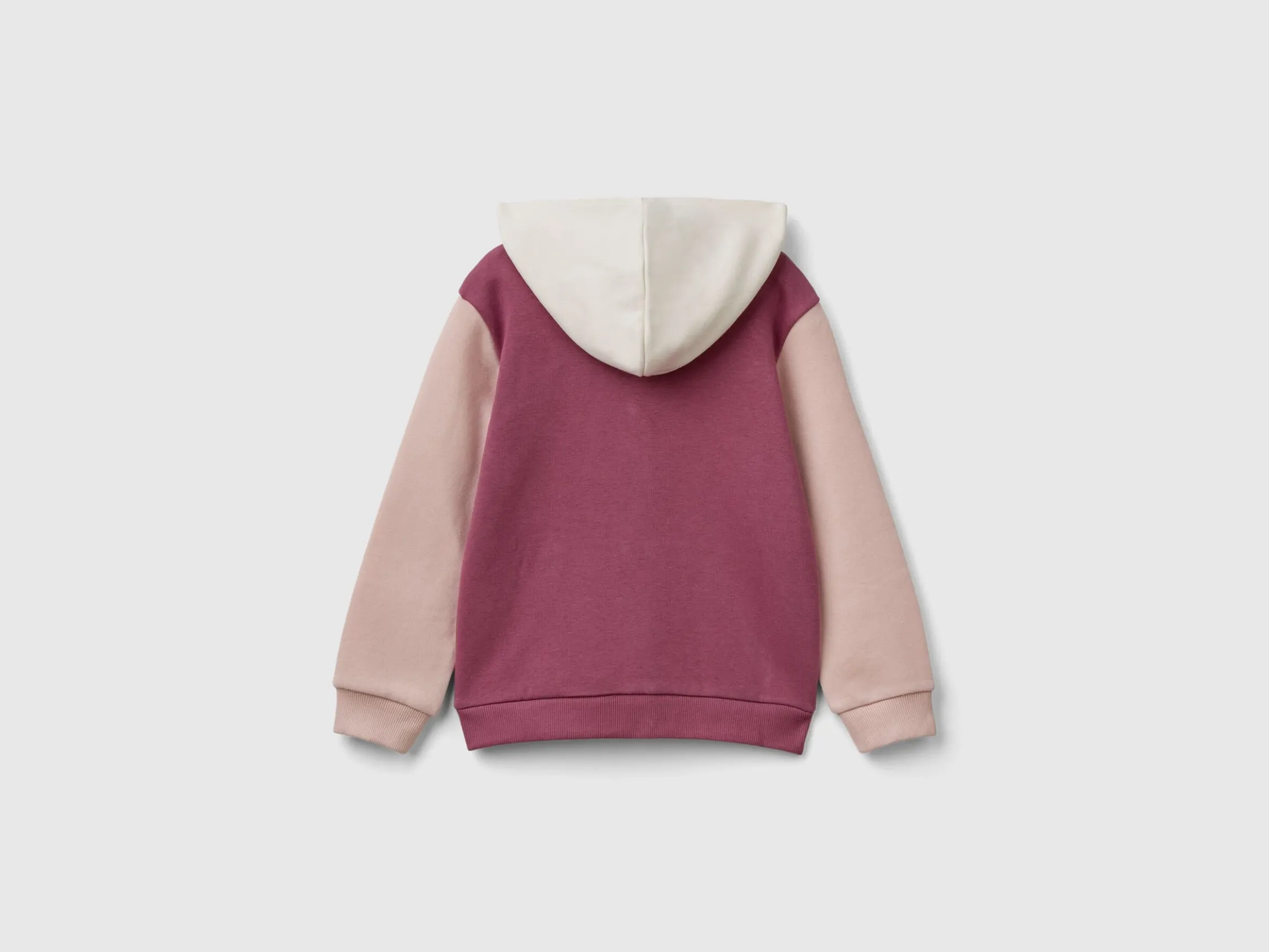 Sweatshirt with zip and sequins