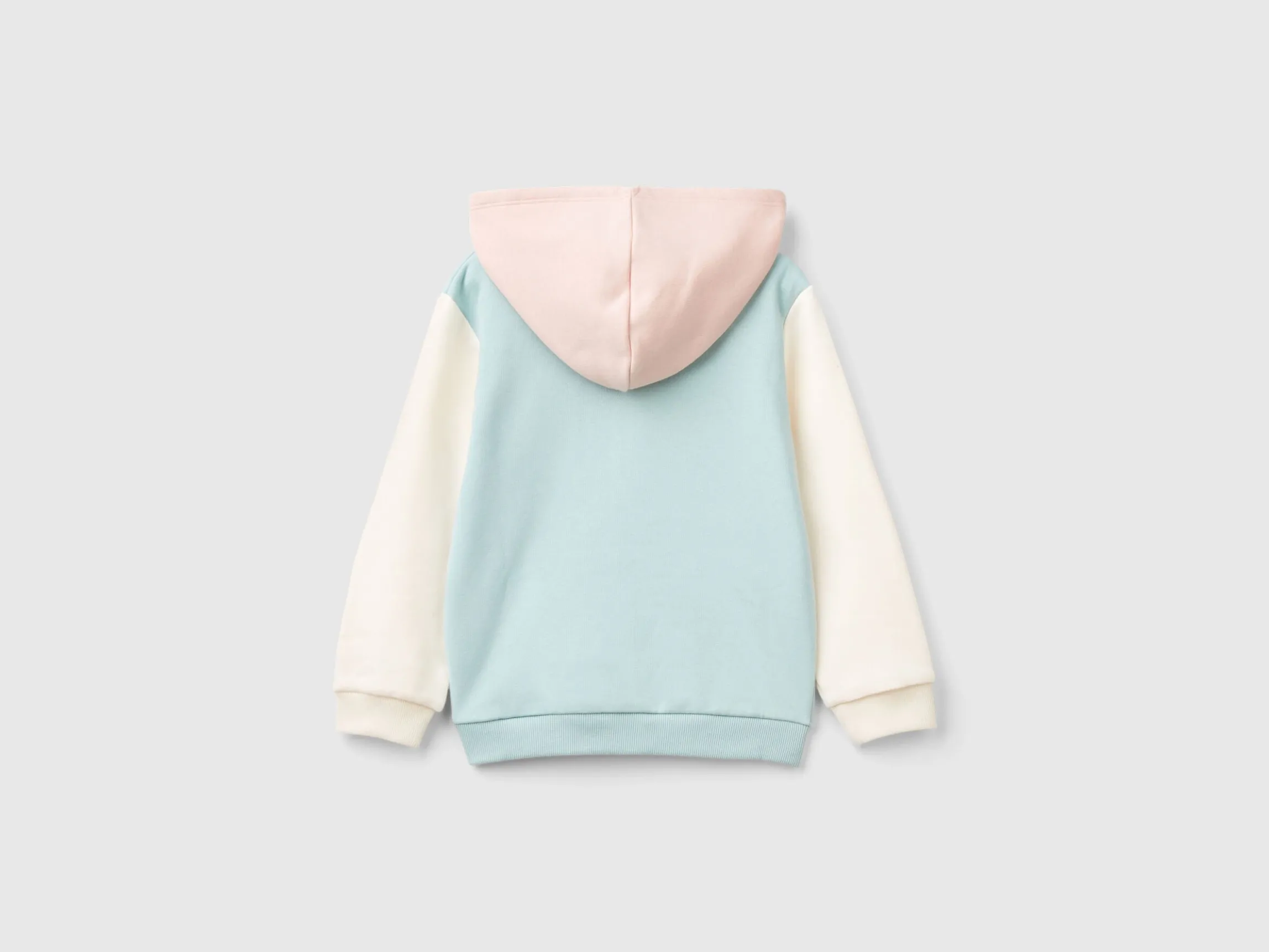 Sweatshirt with zip and sequins
