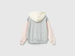 Sweatshirt with zip and sequins
