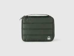 Tablet and accessory case