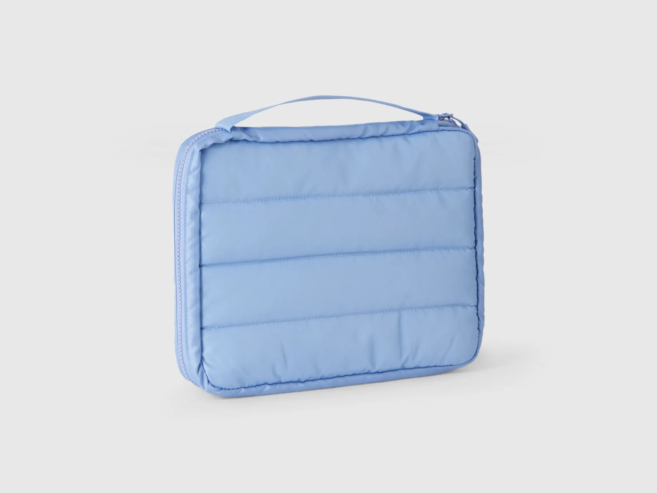 Tablet and accessory case