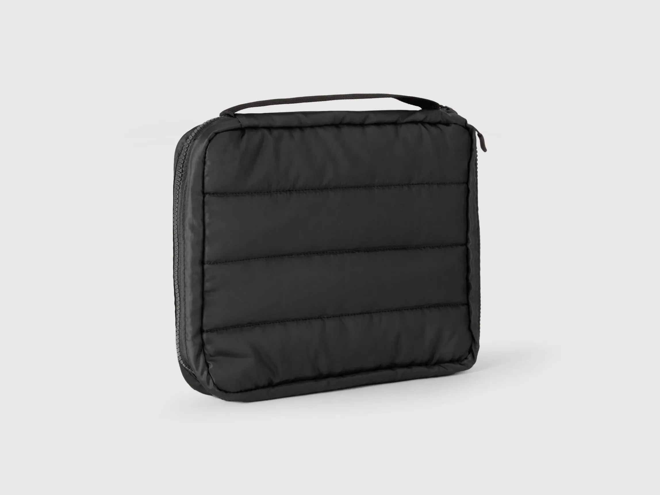 Tablet and accessory case