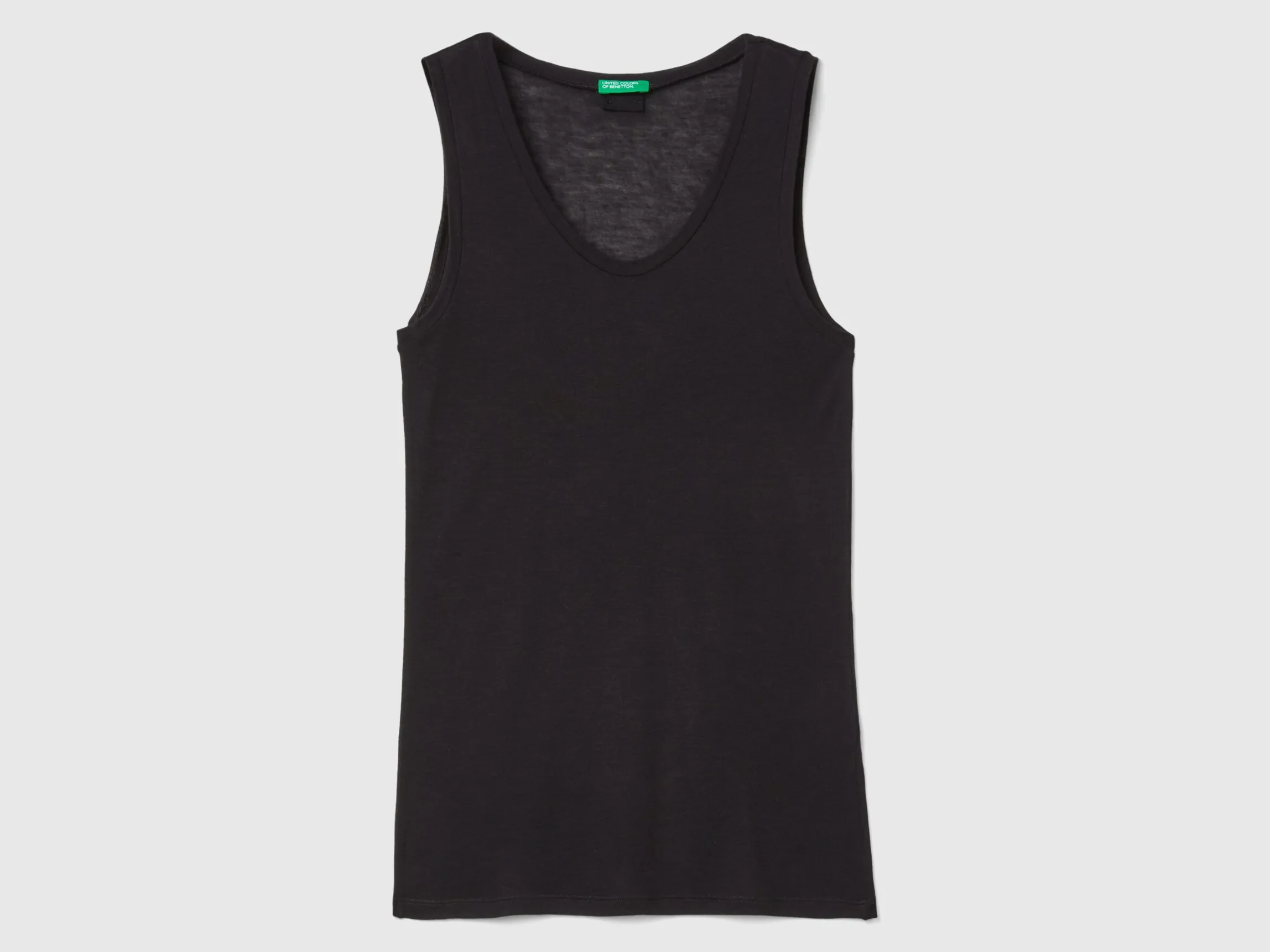 Tank top in viscose and wool blend