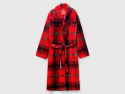 Tartan robe