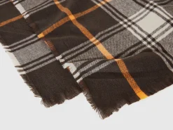 Tartan scarf