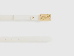 Thin white belt