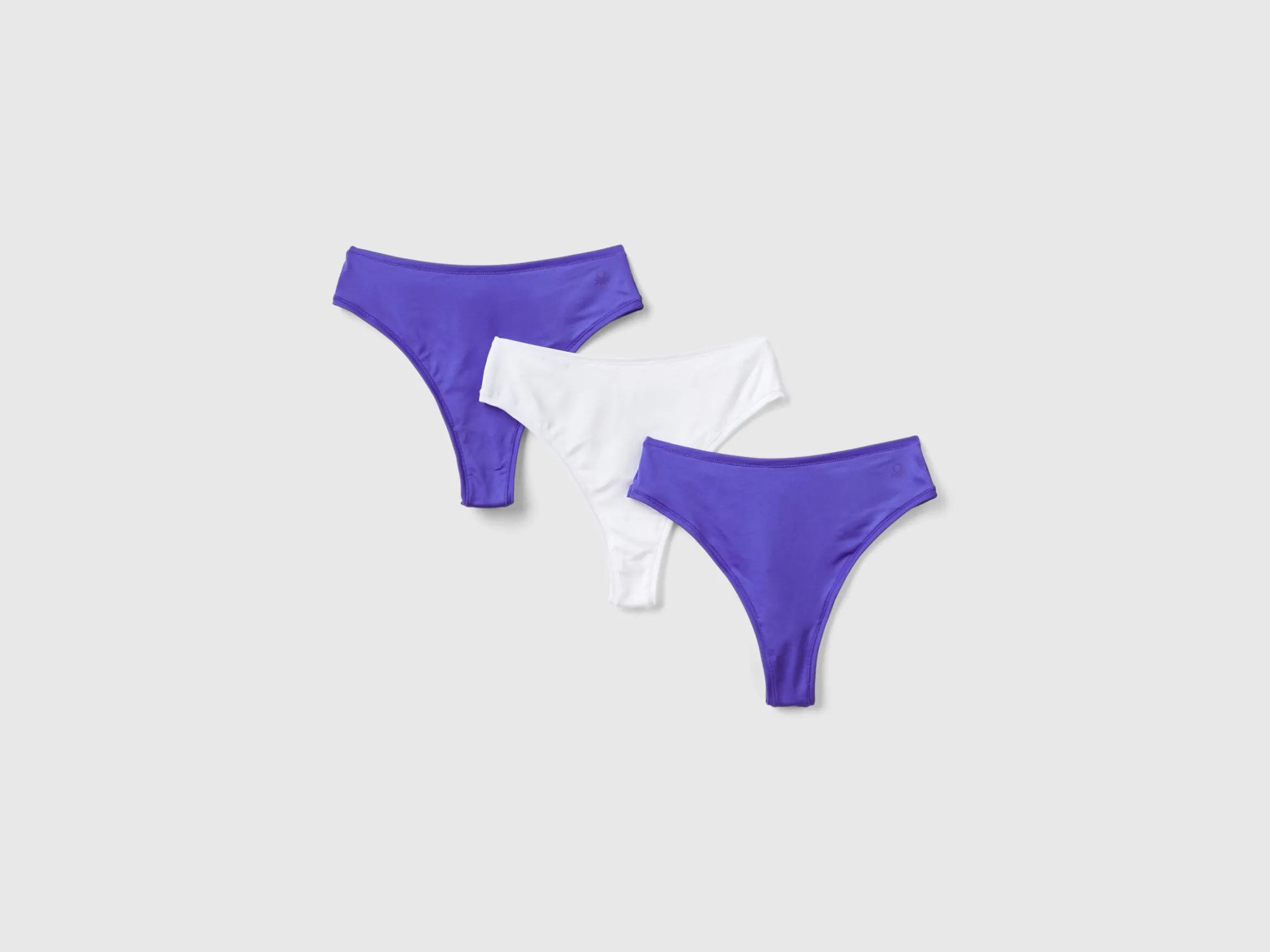 Three sports briefs in recycled fabric
