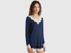 Top with lace detail