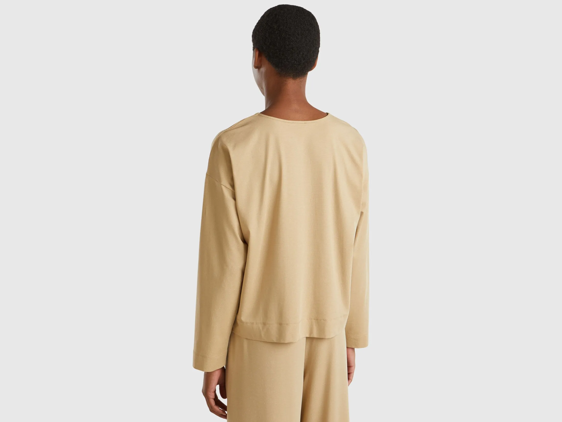 Top with lurex
