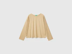 Top with lurex