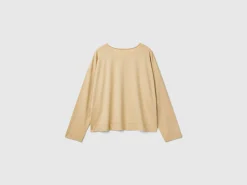 Top with lurex
