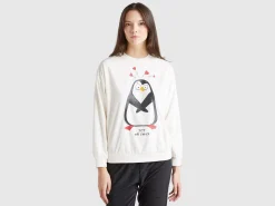 Top with penguin print