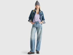 Top with V-neck and lurex