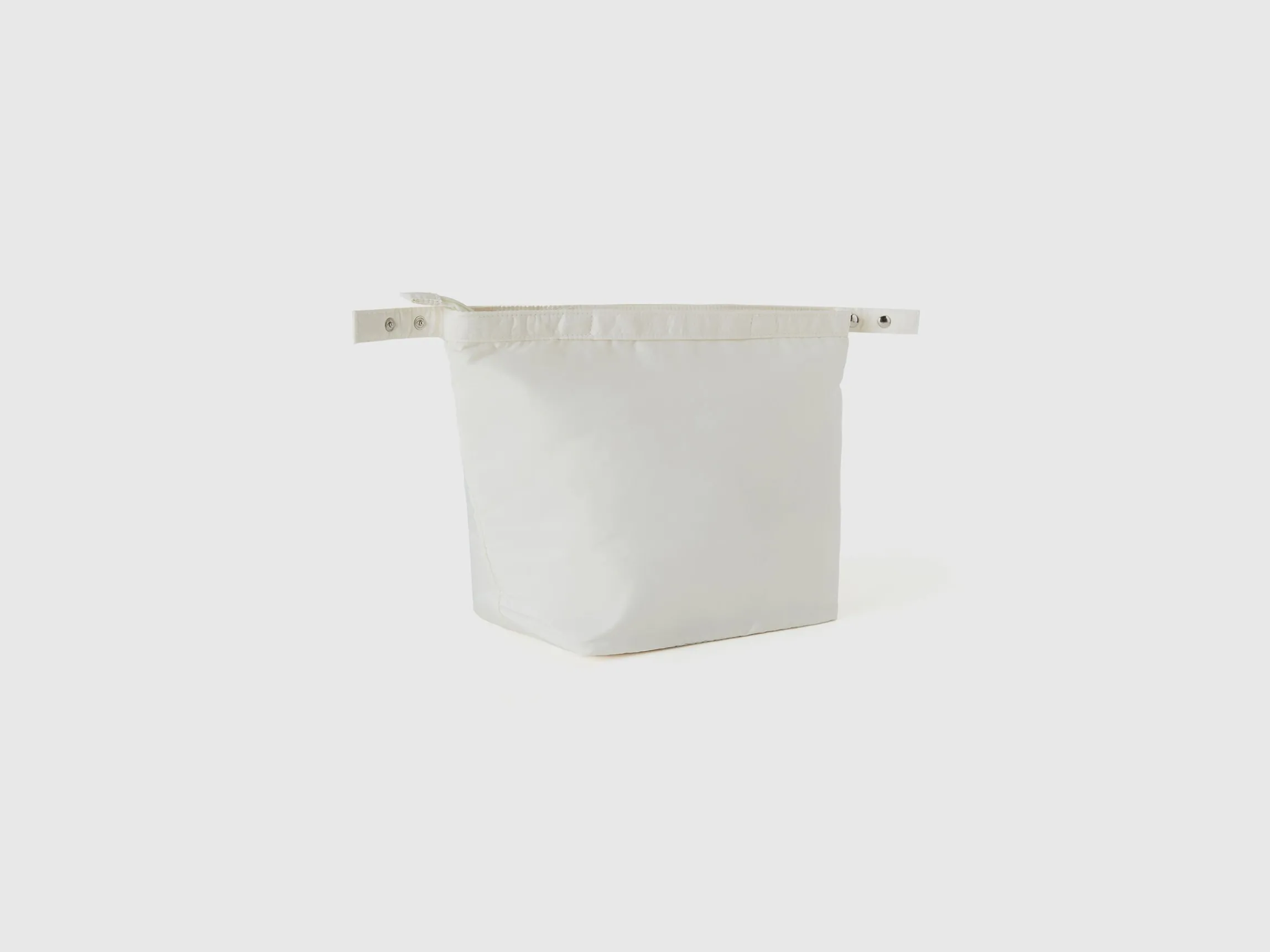 Travel beauty case in nylon