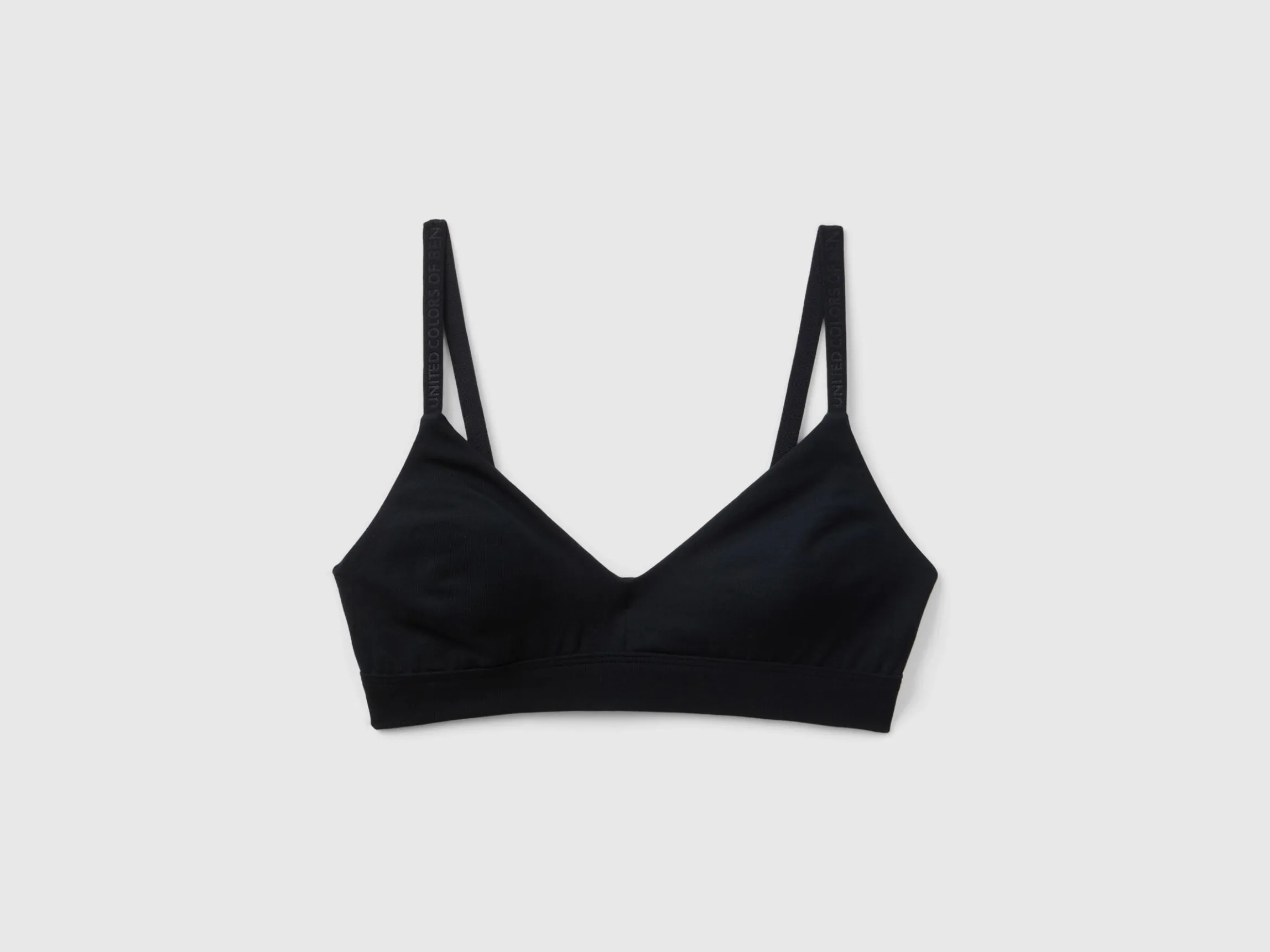 Triangle bra without padding