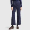 Trousers in corduroy