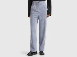 Trousers in corduroy