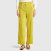 Trousers in corduroy